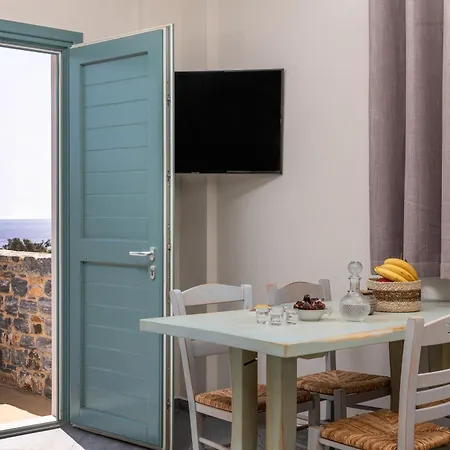 Ligaridia Stone & Sea Traditional